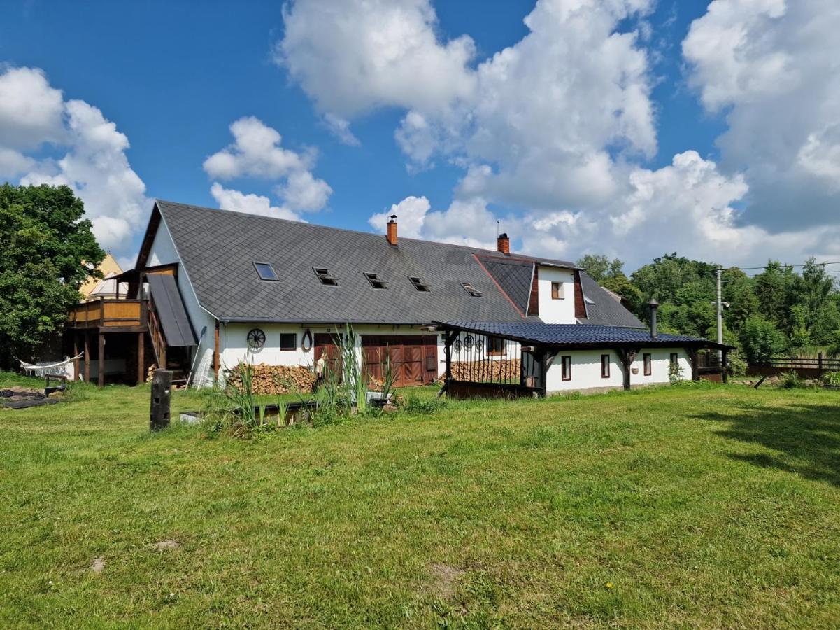 Premyslovsky Dvur Lägenhet Slezske Pavlovice Exteriör bild